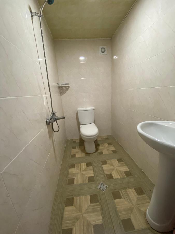 מלון באטומי Holiday House Chkonia מראה חיצוני תמונה