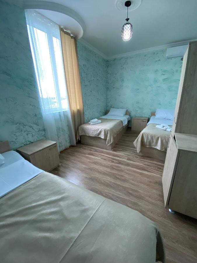 מלון באטומי Holiday House Chkonia מראה חיצוני תמונה