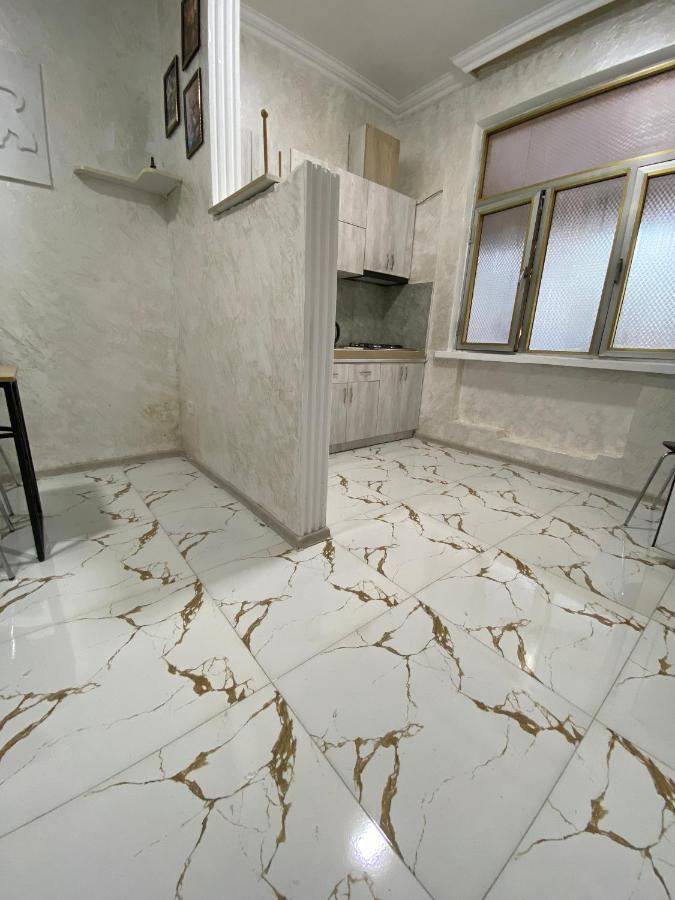 מלון באטומי Holiday House Chkonia מראה חיצוני תמונה