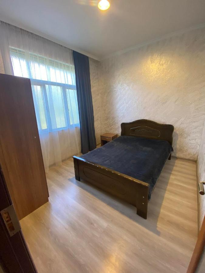 מלון באטומי Holiday House Chkonia מראה חיצוני תמונה
